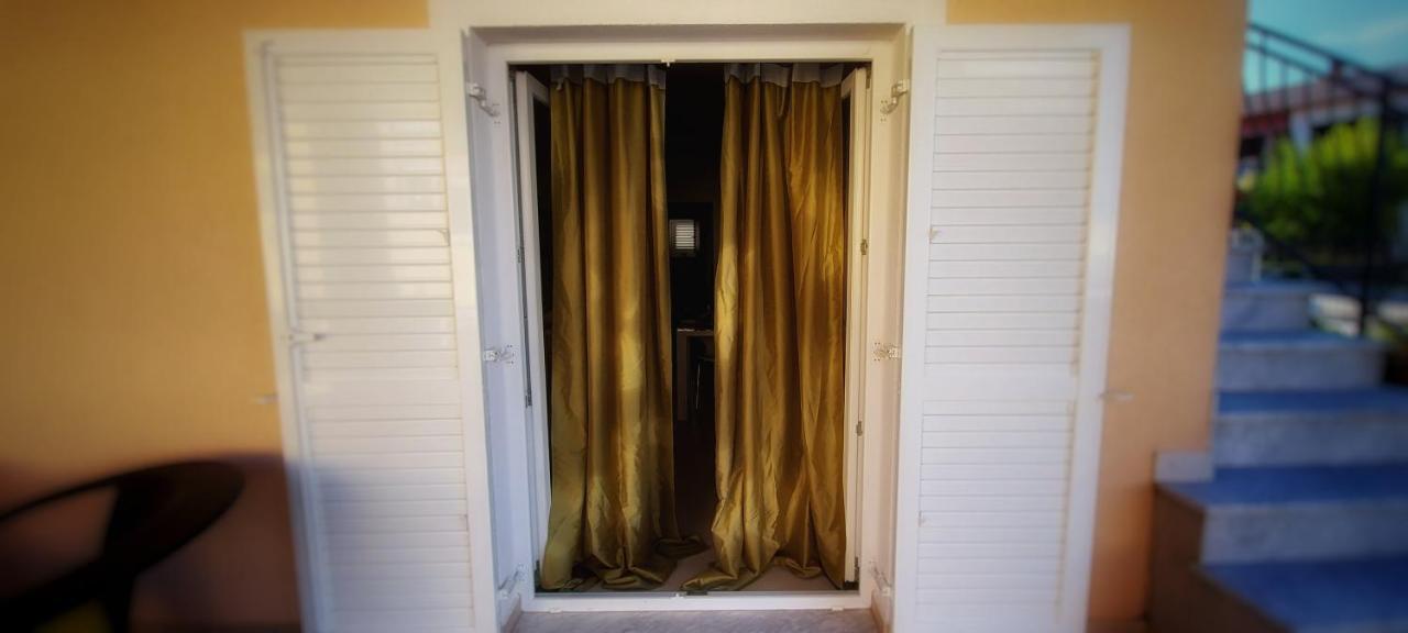 Apartmani Tomislav Krk Town Bagian luar foto